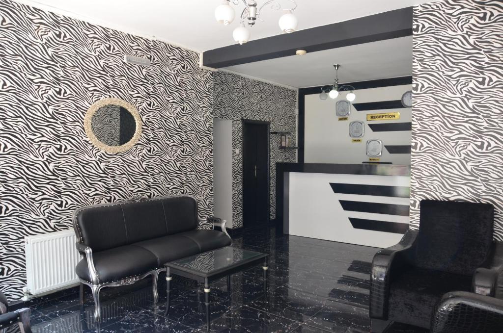 סאמסון Royal Hotel מראה חיצוני תמונה